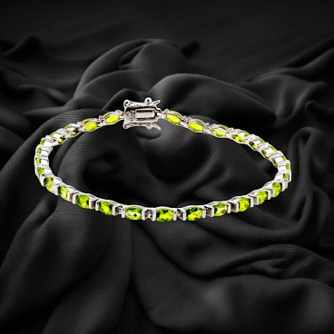 925 Silver Peridot Riveire Bracelet