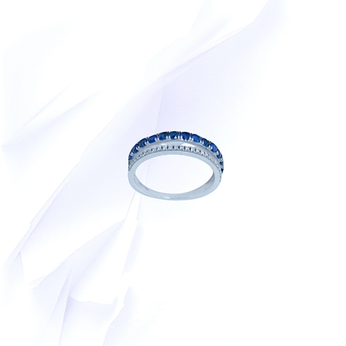 18K White Gold Ring with sapphire and diamond