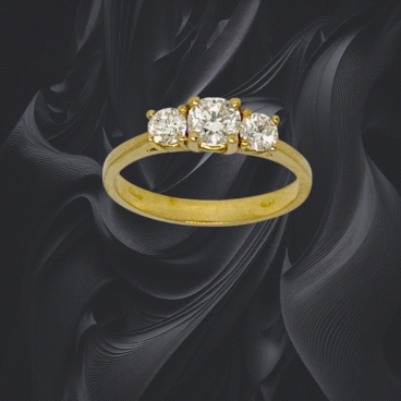 18K Gold Triology Ring Lab Diamond 0.57ct                                                                                       