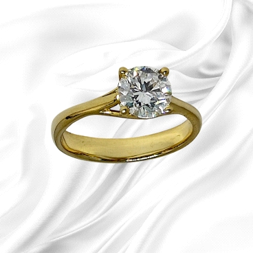 18K Gold 1.12Ct Solitaire Lab diamond Ring