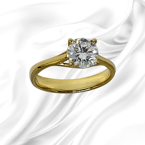 18K Gold 1.12Ct Solitaire Lab diamond Ring