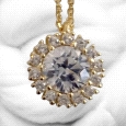 Elegant necklace crafted in 9K yellow gold with sparkling zircon. Timeless design at 1.03 g. Refined brilliance.