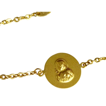 Delicate bracelet in 18K yellow gold featuring dual medal depictions—Virgen Carmen and Heart of Jesus. Weight: 1.5g.