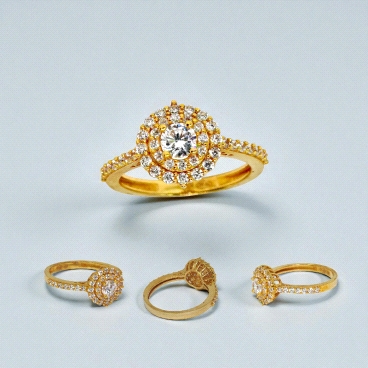 18K Gold Cluster Ring with Zircon