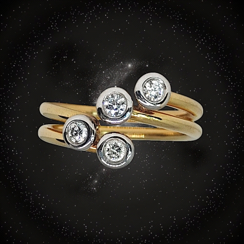 18K Gold Double-Band Ring – 4 Diamonds in White Gold Bezels – 0.25ct