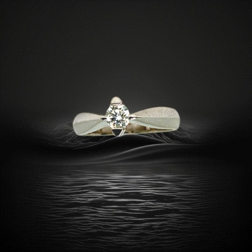 18K white gold solitaire ring with a 0.28ct natural diamond (H color, VVS1 clarity). Weight: 5.1g. Elegant and timeless.