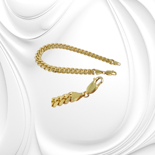 9K yellow gold bracelet with closed curb chain. 5mm wide, 21cm long, 22.59g.