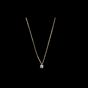 9K yellow gold necklace with 0.5ct zircon solitaire pendant. Weight: 1.5g
