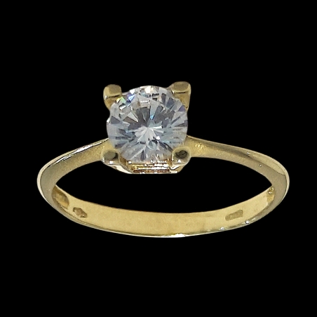 18K Gold Solitaire Zircon Ring